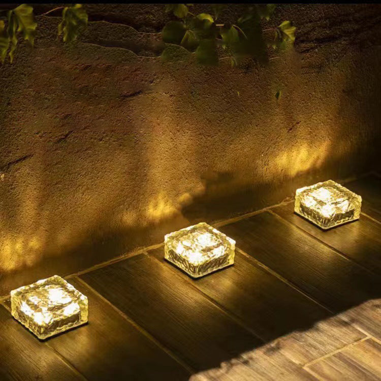 Minimalist Solar Clear Ice Landscape Light