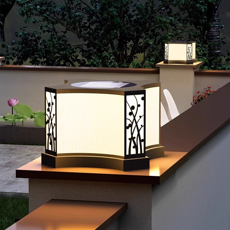 Minimalist Quadrangle Solar Stainless Steel LED Light