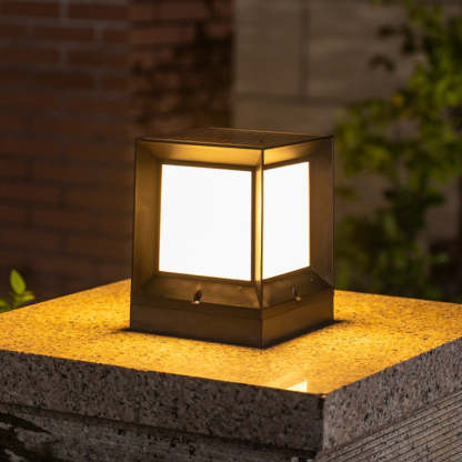 Minimalist Solar Square Aluminum Acrylic LED Post Light — 3V / Warm Light (3000K)
