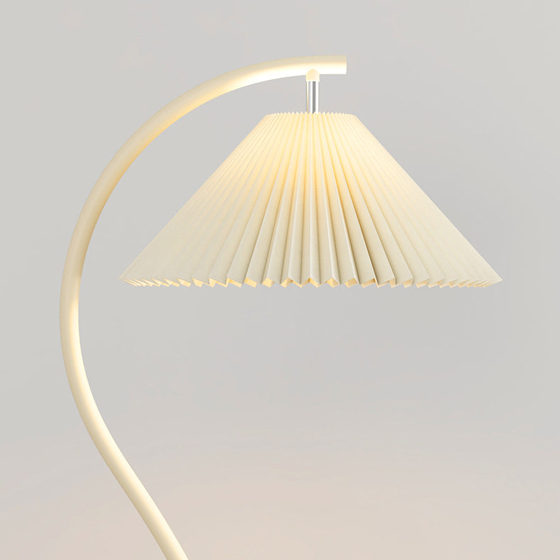 Minimalist Pleated Fabric Iron Floor Lamp