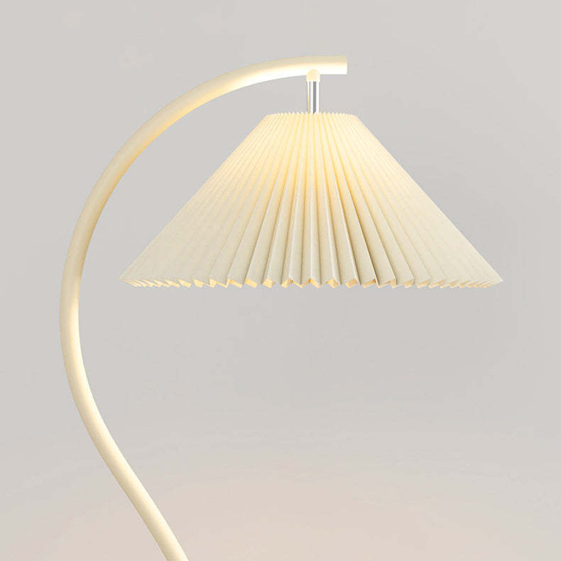 Minimalist Pleated Fabric Iron Floor Lamp
