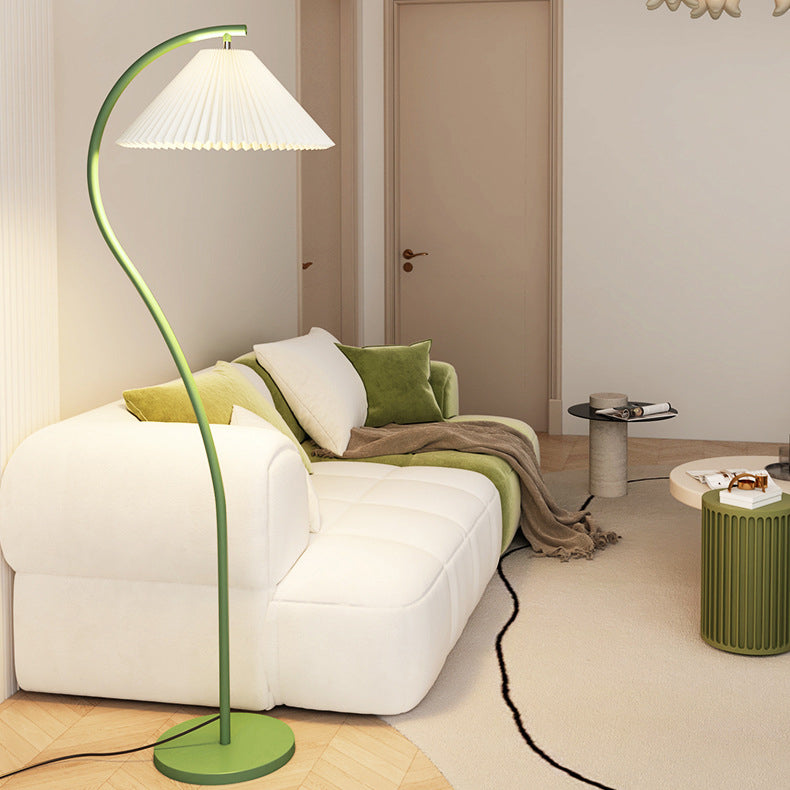 Minimalist Pleated Fabric Iron Floor Lamp