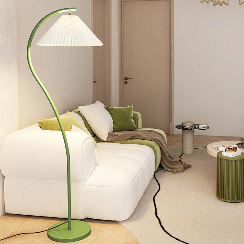 Minimalist Pleated Fabric Iron Floor Lamp