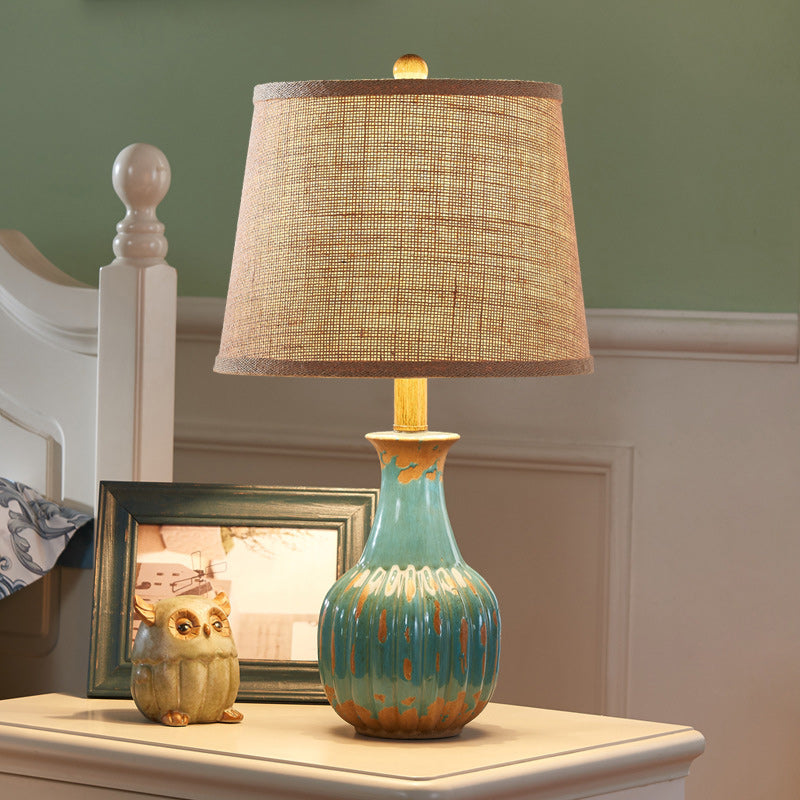 Vintage Bottle Vertical Ceramic Table Lamp — Blue / 110V-120V For US/CA