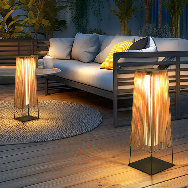 Minimalist Solar Prismatic Landscape Light