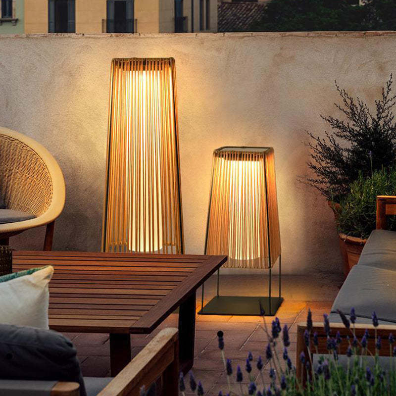 Minimalist Solar Prismatic Landscape Light