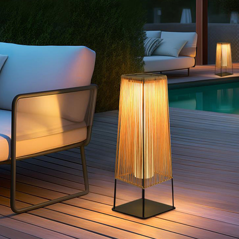 Minimalist Solar Prismatic Landscape Light