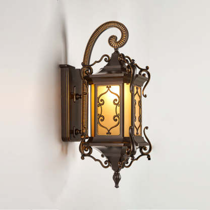 European Aluminum Arc Carved Ripple Glass Wall Sconce