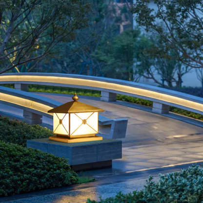 Chinese Square Copper Glass Solar Outdoor Post Light