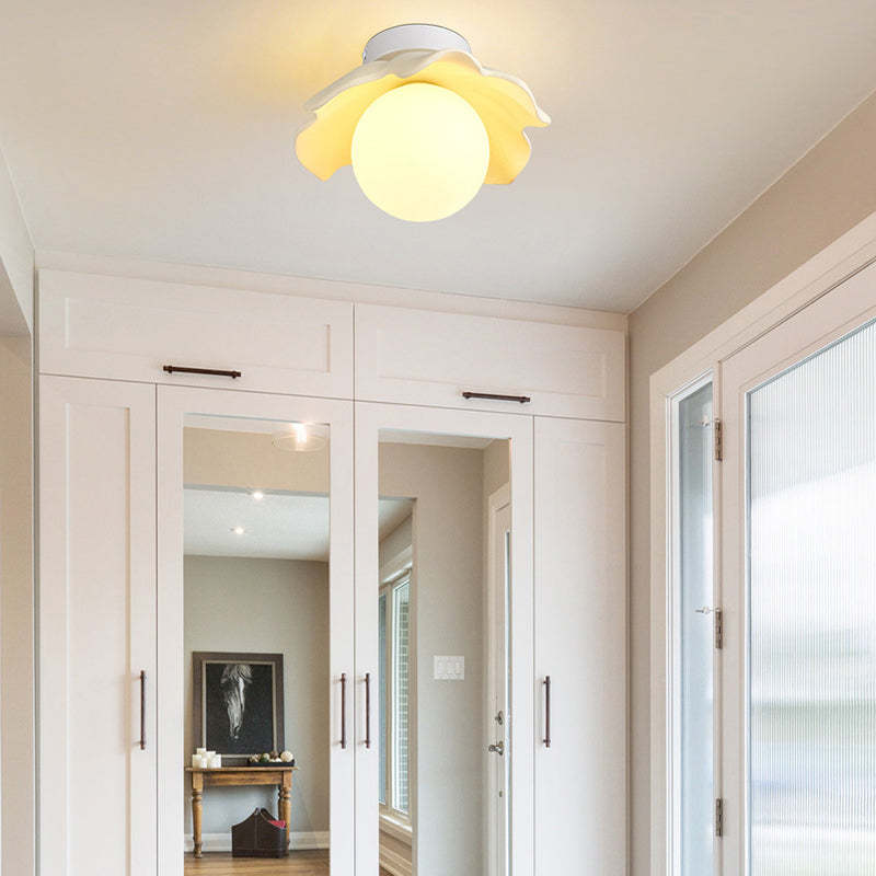 French Resin Flower Ball 1-Light Semi-Flush Ceiling Light