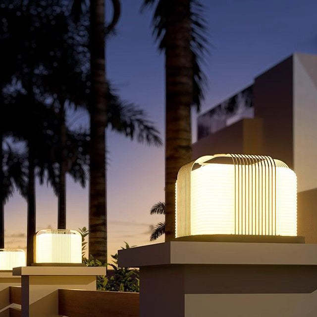 Minimalist Solar Square Stainless Steel LED Light — Warm Light(3000K) / 3.7V