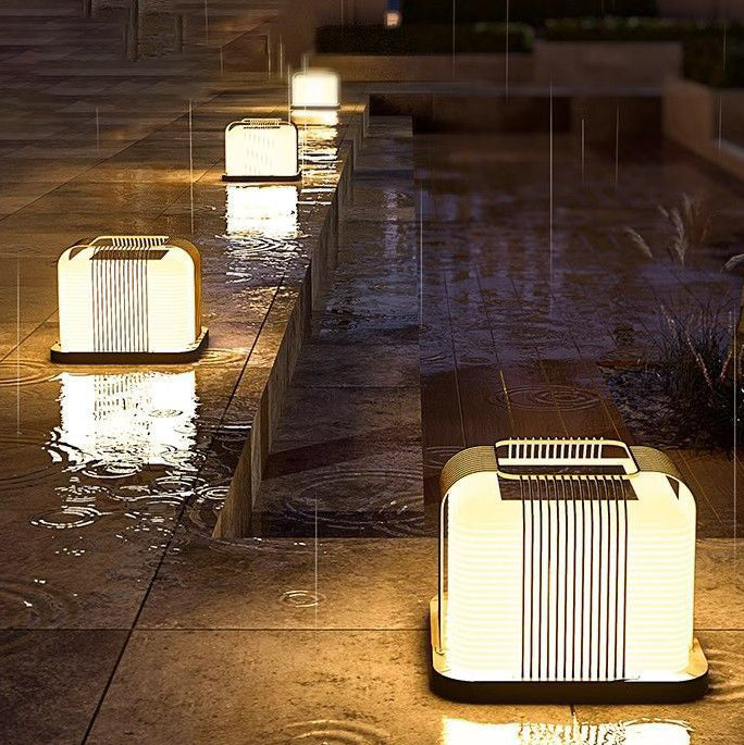 Minimalist Solar Square Stainless Steel LED Light — Warm Light(3000K) / 3.7V