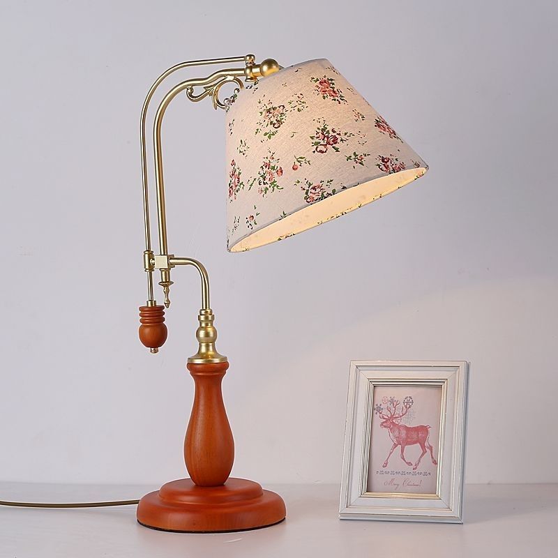 Traditional Rustic Wood Metal Fabric Table Lamp