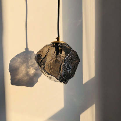 Minimalist Metal Glass Ice Cube Pendant Light — Amber / 110V-120V For US/CA