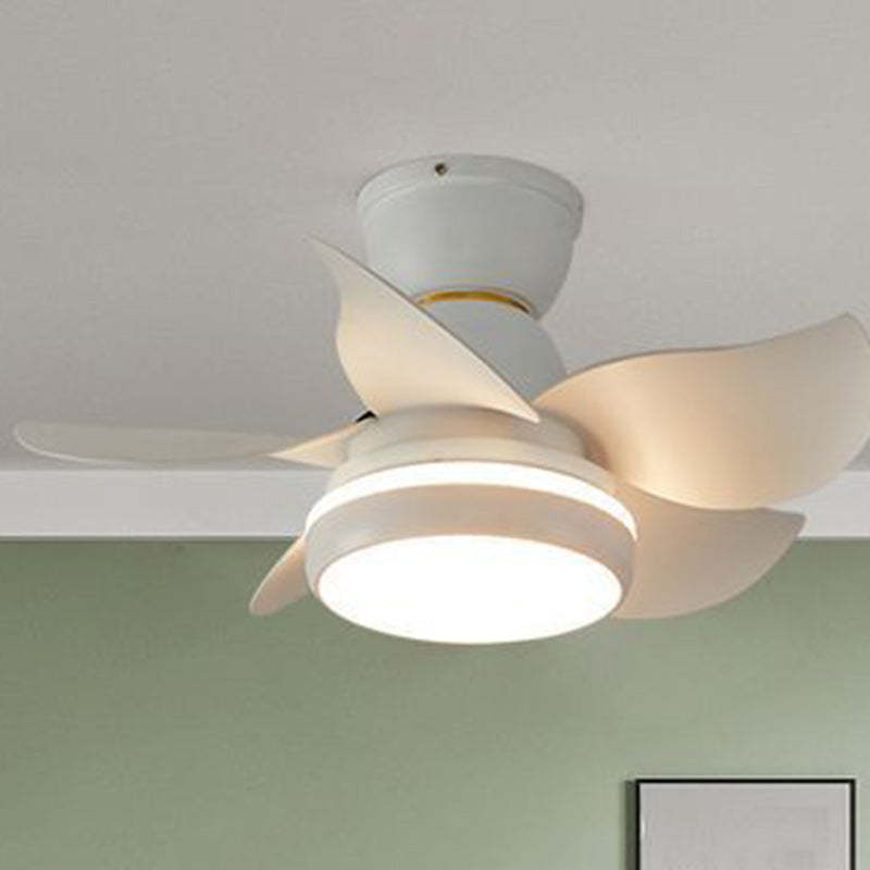 Scandinavian Flower Mount Ceiling Fan Light