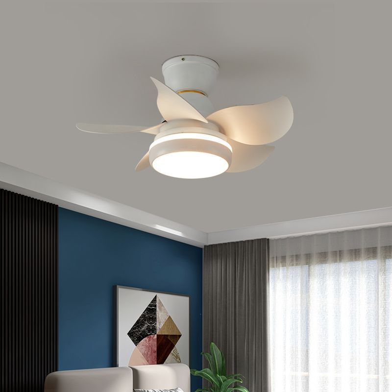 Scandinavian Flower Mount Ceiling Fan Light