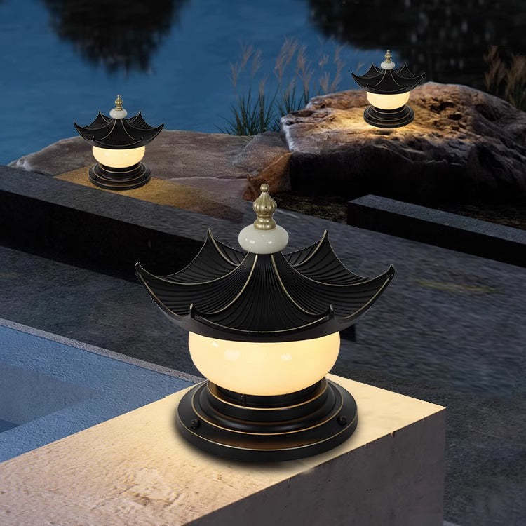 Chinese Aluminum Faux Marble Pointed Lantern Landscape Light