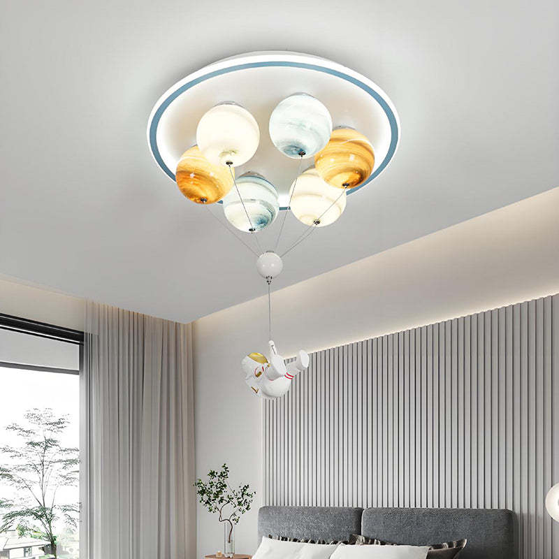 Kids Planet Hot Air Balloon Astronaut Glass Light