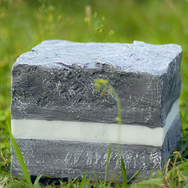Solar Resin Glass Fiber Faux Stone Stripe Cube Light