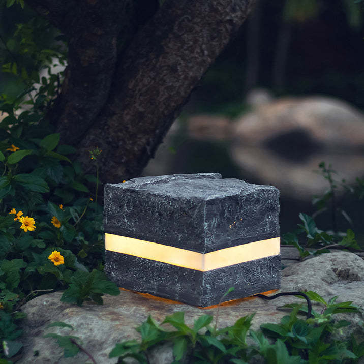 Solar Resin Glass Fiber Faux Stone Stripe Cube Light
