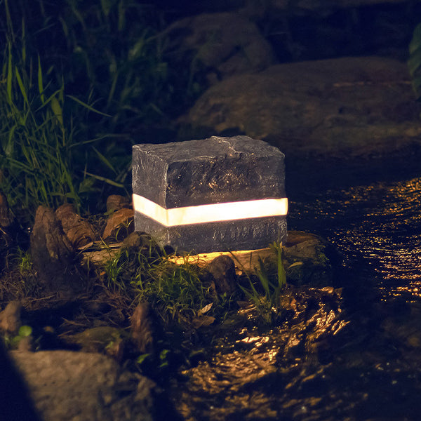 Solar Resin Glass Fiber Faux Stone Stripe Cube Light