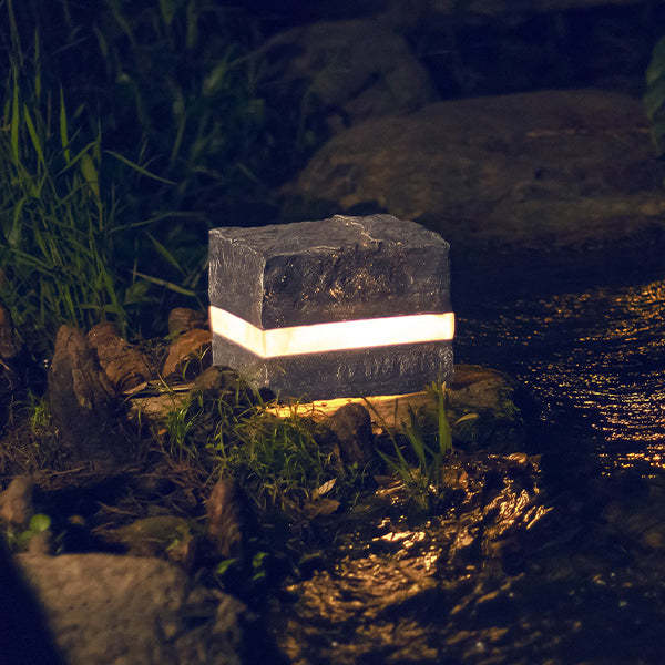 Solar Resin Glass Fiber Faux Stone Stripe Cube Light