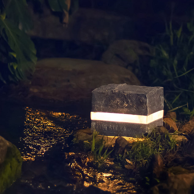 Solar Resin Glass Fiber Faux Stone Stripe Cube Light