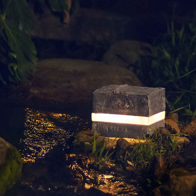 Solar Resin Glass Fiber Faux Stone Stripe Cube Light