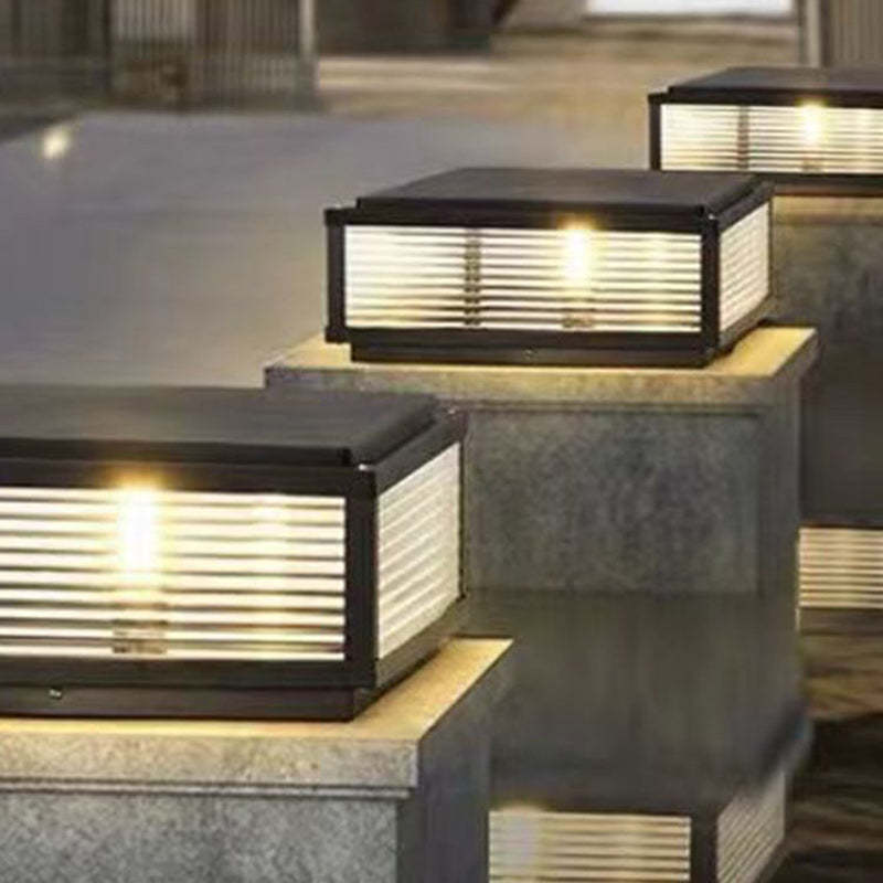 Minimalist square stripes landscape lighting in glass — 9.84" W x 7.09" H / 220V-240V (UK/AU