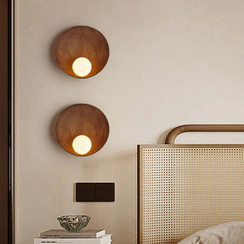 Minimalist Round Iron Resin Sconce