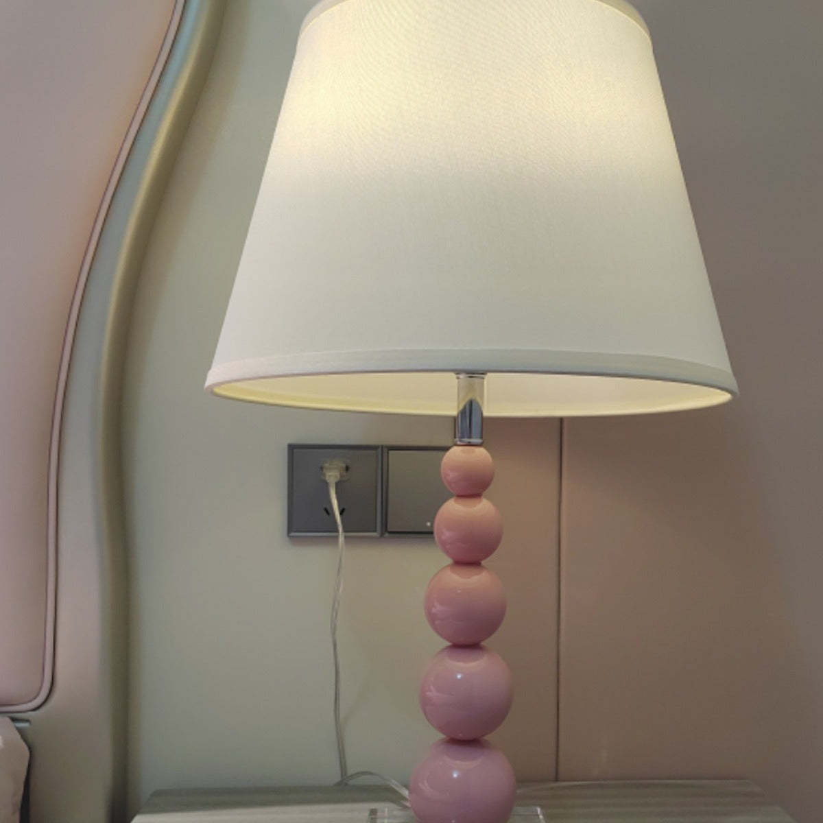 Modern Crystal Pink Beaded Table Lamp