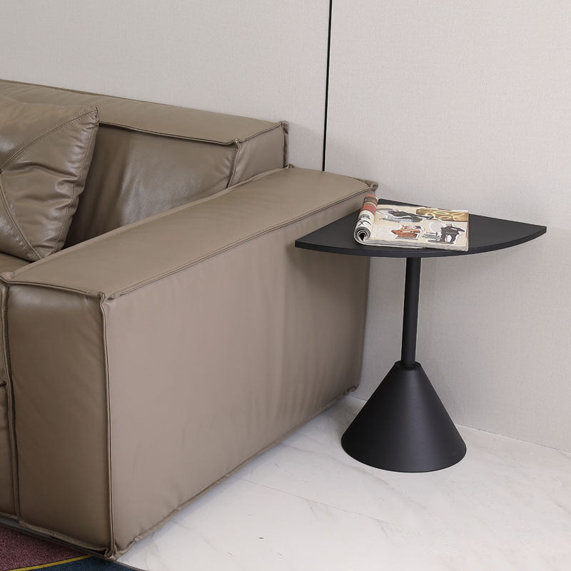 Minimalist Steel Triangular Fan-Shaped End Table — Black