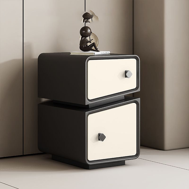 Minimalist Solid Wood 2-Drawer Nightstand