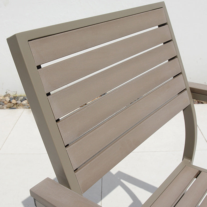 Minimalist Plastic Wood Table