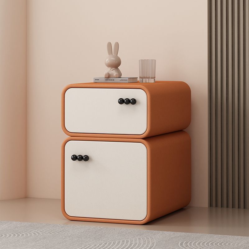 Scandinavian Solid Wood 2-Drawer Nightstand