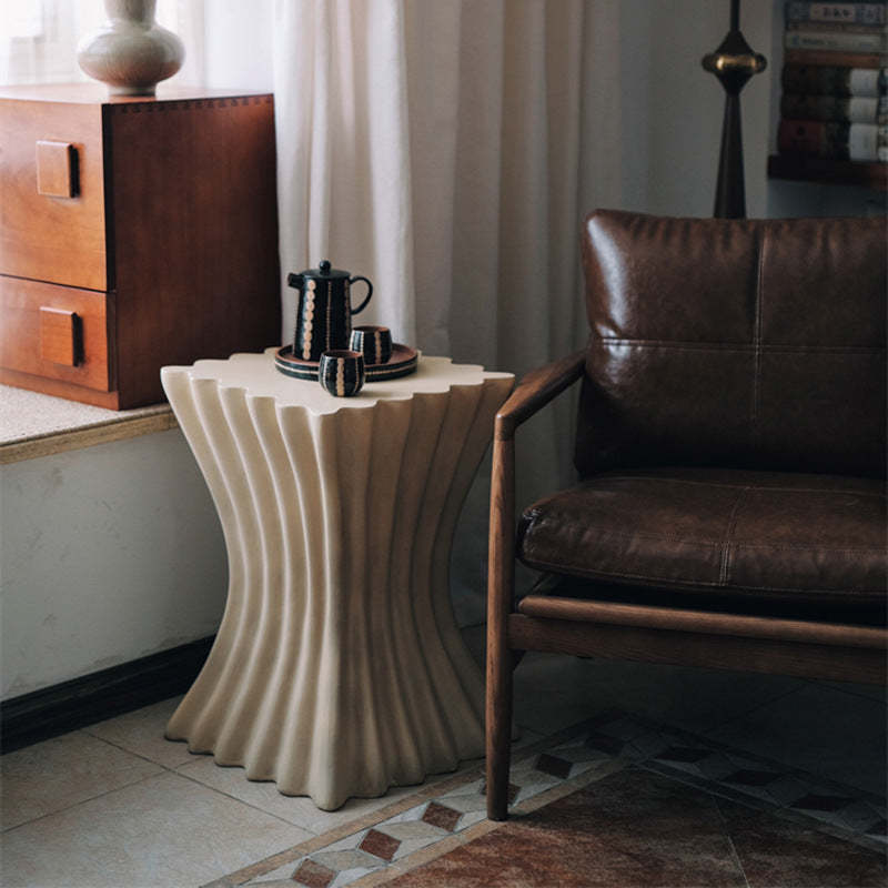 Retro Magnesium Oxide Striped Column End Table
