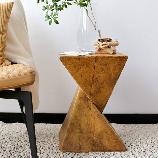 Retro Magnesium Oxide Wood Grain Triangle End Table — Wood Color