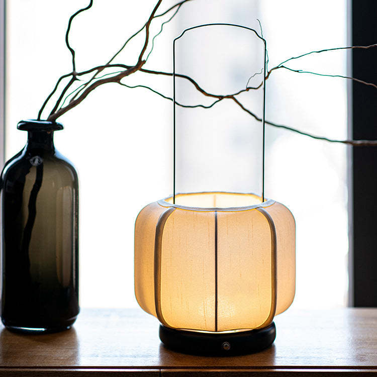 Chinese Iron Silk Fabric Lantern LED Lamp