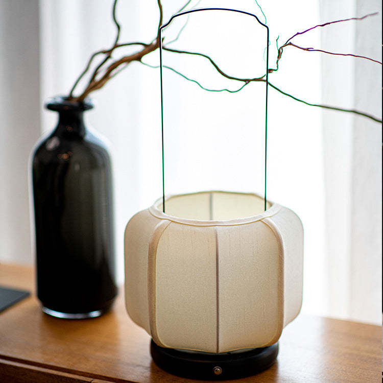 Chinese Iron Silk Fabric Lantern LED Lamp