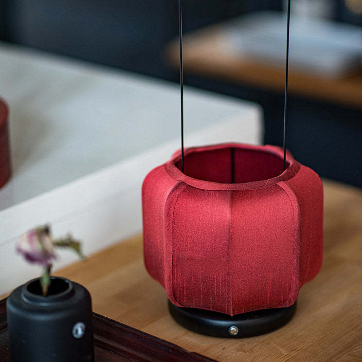 Chinese Iron Silk Fabric Lantern LED Lamp