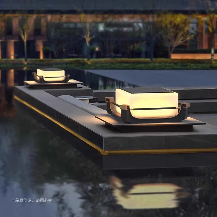 Minimalist Stainless Steel Columnar Solar LED Light