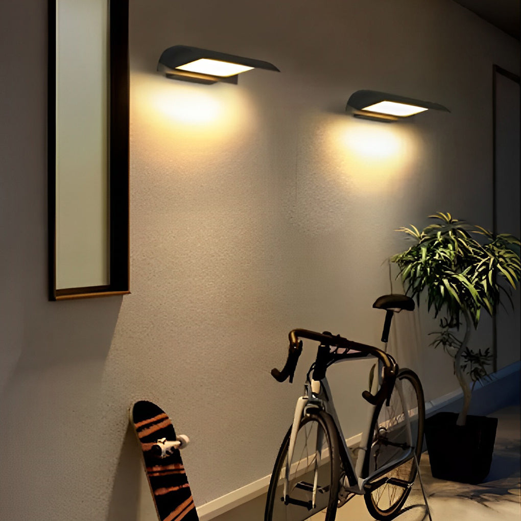 Curved Outdoor Waterproof LED Black Minimalist Wall Lamp