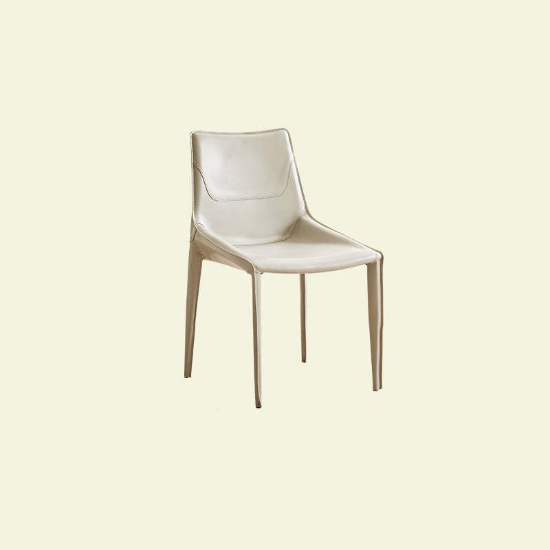 Minimalist Saddle Leather Bench