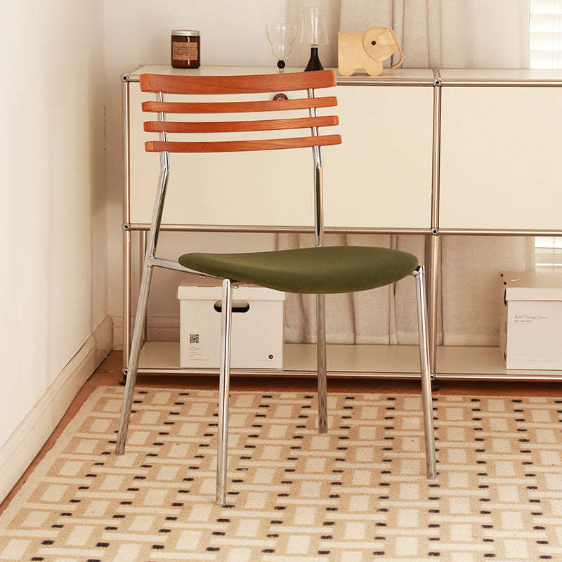 Minimalist Fabric Iron Curved Dining Chair — Green