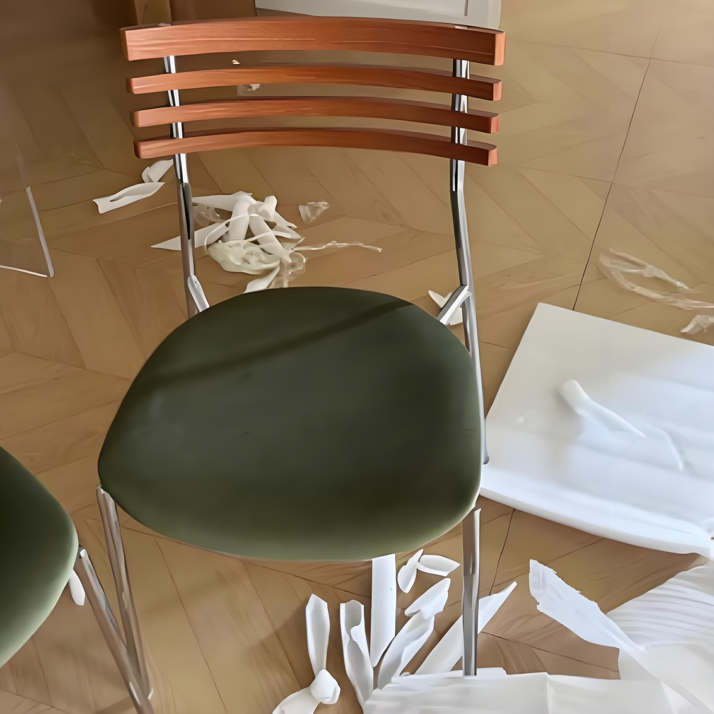Minimalist Fabric Iron Curved Dining Chair