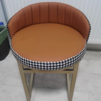 Nordic PU Leather Iron Curved Vanity Stool