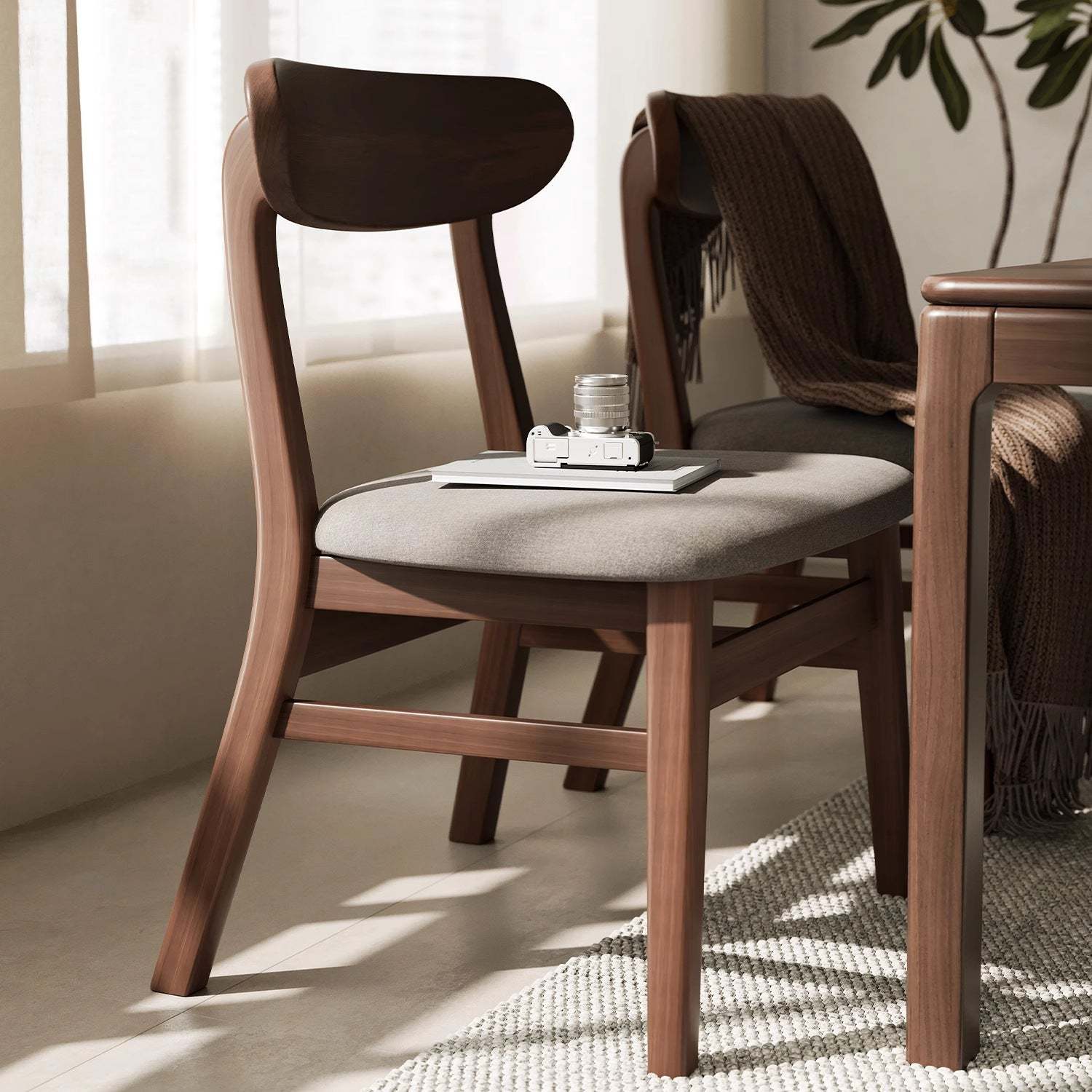 Minimalist Leather Solid Wood Curved Dining Chair — Cotton Linen + Khaki