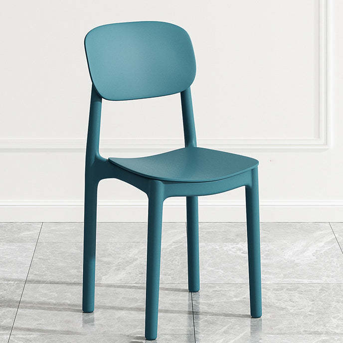 Minimalist Curved Dining Chair