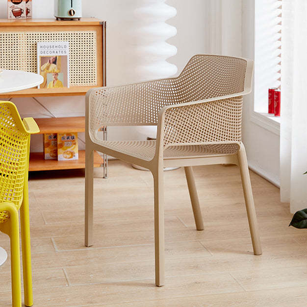 Minimalist Curved Dining Chair