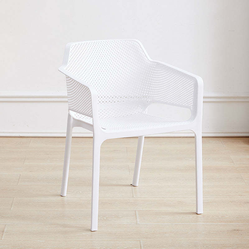Minimalist Curved Dining Chair